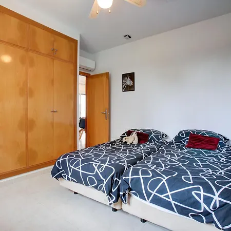 Detached Eagle With 3 Bedrooms