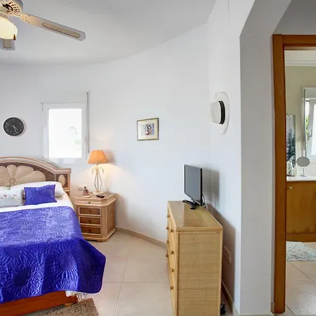 Vila Detached Eagle With 3 Bedrooms